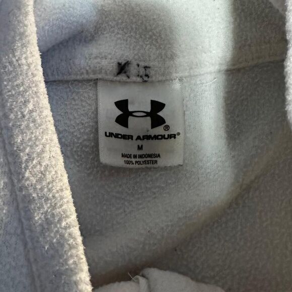 Under Armour Fighting Sioux 1/4 Zip – White – Size M (Embroidered) - Picture 4 of 4